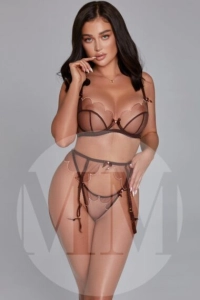 Dubai escort Daria looking curvy wearing nude lingerie